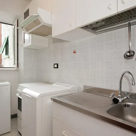 Casa vacanze In Sesta Godano With Bbq Rio (La Spezia)